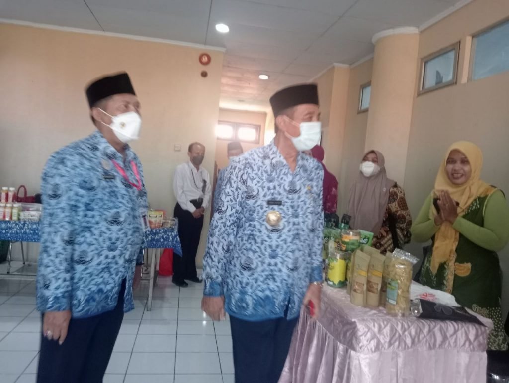 Bupati Rembang Respon Pelonggaran Aturan Pemakaian Masker