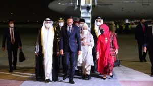 Jokowi Beserta Rombongan Menuju Abu Dhabi, Berikut Agendanya
