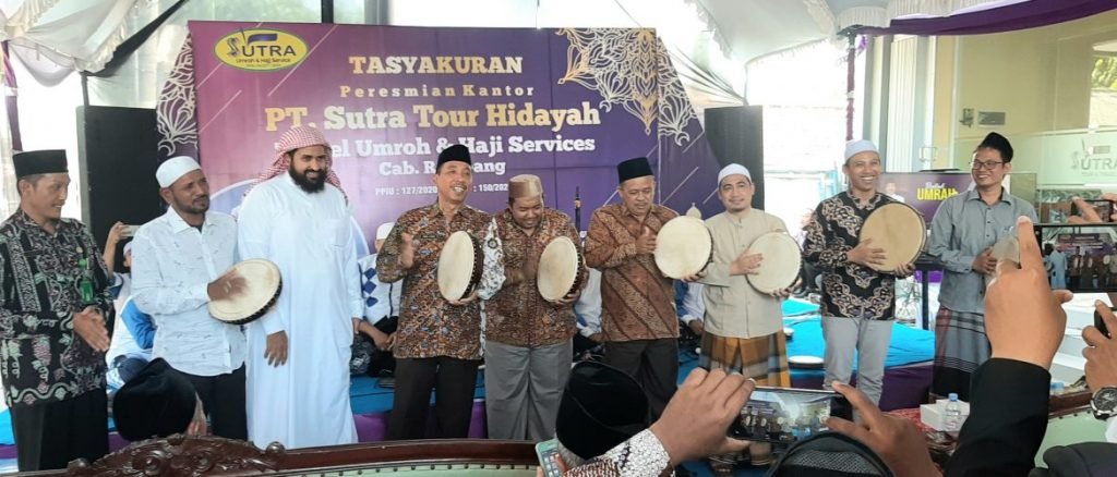Biro Umroh dan Haji Milik Anak Bupati Rembang Resmikan Kantor Cabang