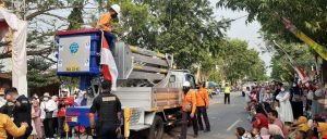 Tingkatkan Perawatan LPJU, Dishub Rembang Beli 1 Crane Skylift