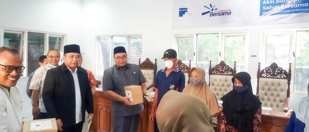Filantara dan Tower Bersama Grup Serahkan 1.000 Paket Bantuan Sembako
