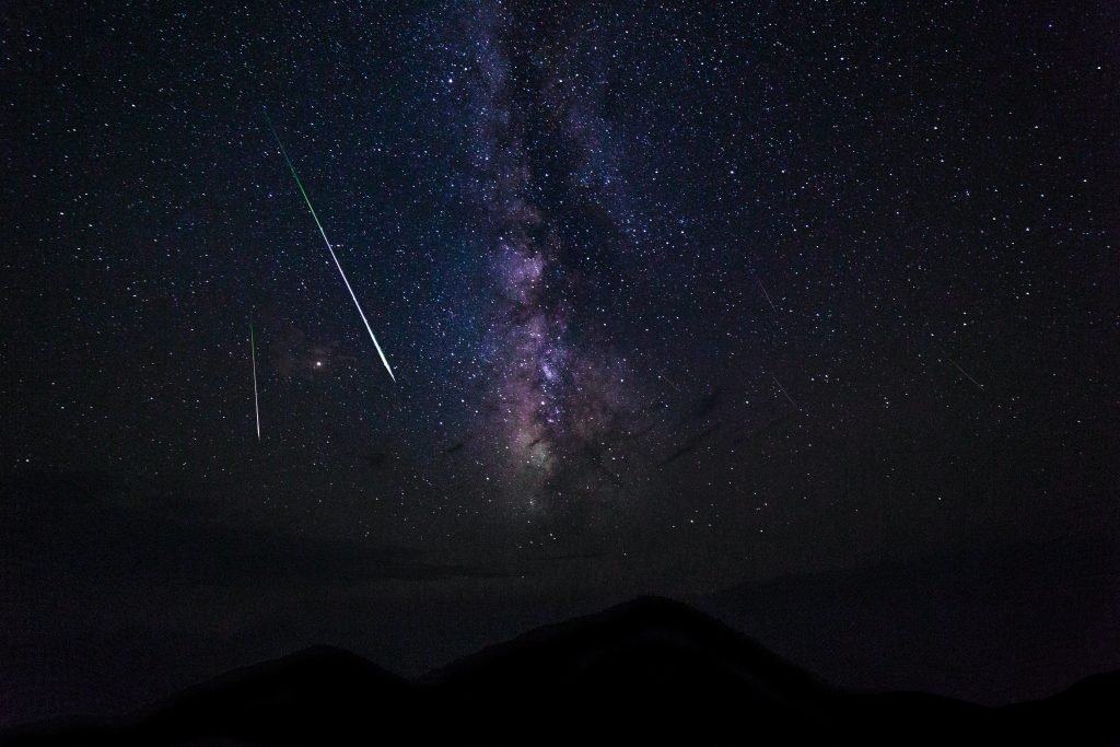 Puncak Hujan Meteor Perseid Akan Terjadi di Bulan Agustus Ini
