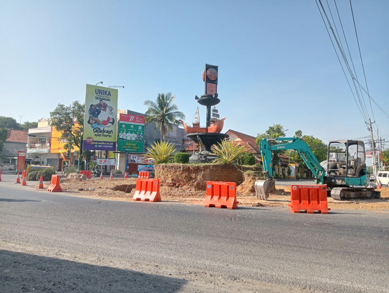 Renovasi Tugu Adipura Jalan Dengan Anggaran Rp430 Juta