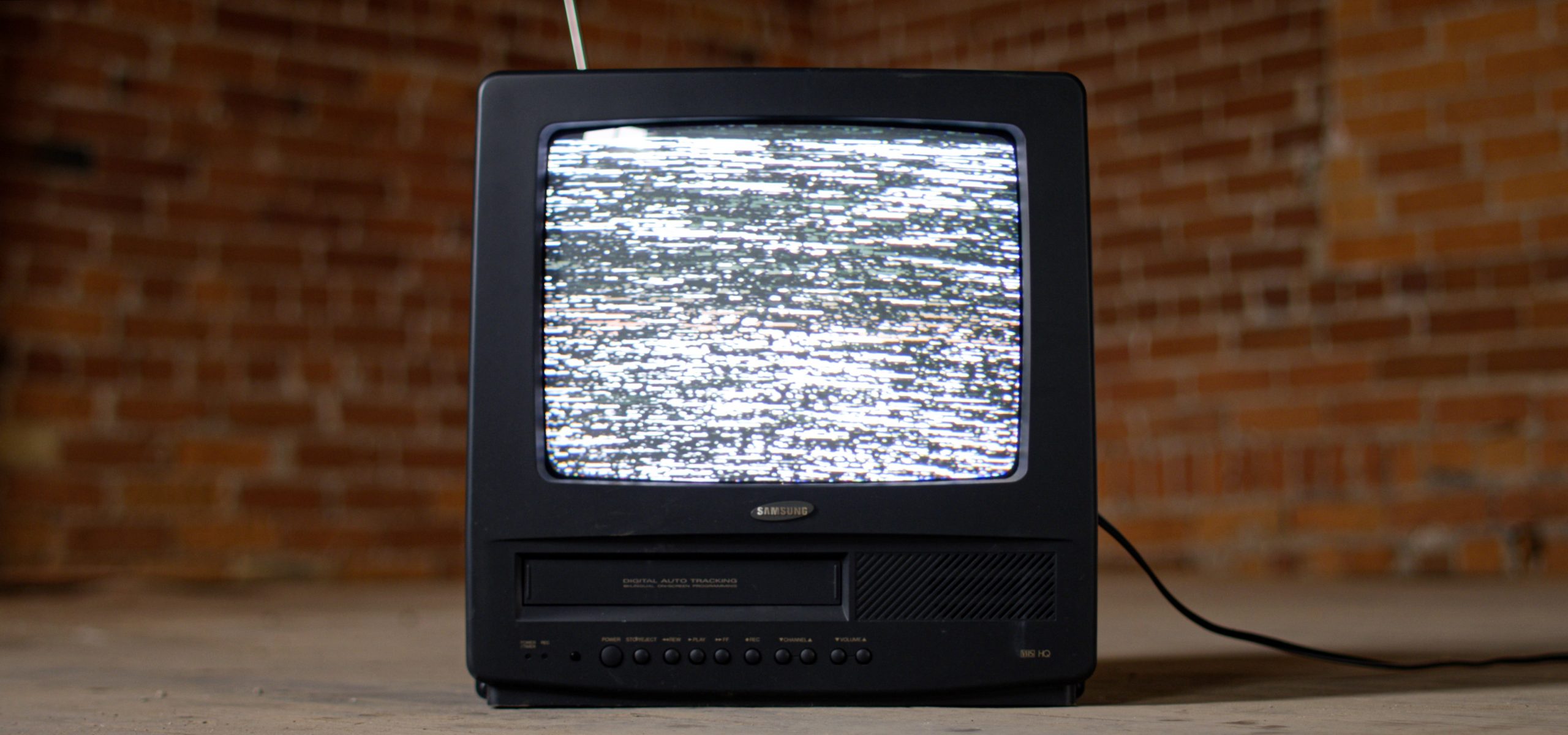 Lakukan Sosialisasi, Pihak Kominfo Ungkap Alasan Hentikan Siaran TV Analog