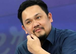 Farhat Abbas Tak Lagi Jadi Pengacara Wanita Emas