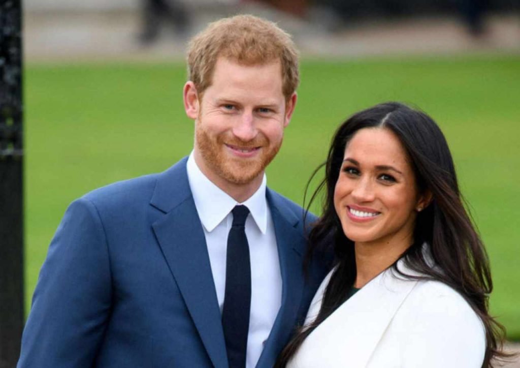 Turun Takhta Demi Cinta, Pangeran Harry Terancam Diasingkan