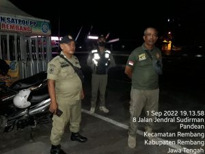 Satpol PP Rembang Kembali Tertibkan PKL yang Melanggar