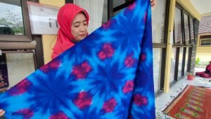 Pelajar Rembang Gunakan Cara Ecoprint dan Shibori Dalam Pembuatan Batik