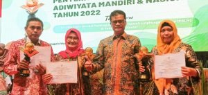 Foto: SMP di Rembang Raih Penghargaan Adiwiyata Nasional Mandiri/ rembangkab