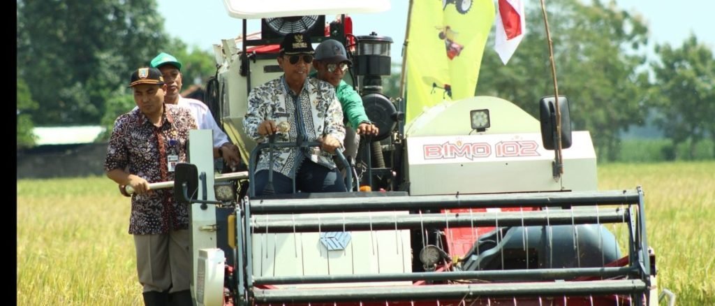Pemkab Rembang Komitmen Lakukan Modernisasi Pertanian untuk Tingkatkan Hasil Panen/rembangkab