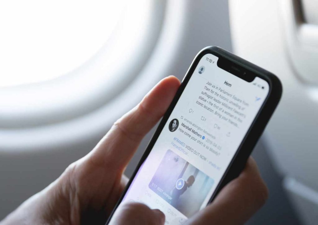 Akun Bot Diijinkan Akses API Twitter dengan Syarat/unsplash