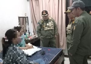 Foto: Satpol-PP Rembang saat melakukan razia di tempat hiburan malam/rembangnews.com/Sri Lestari