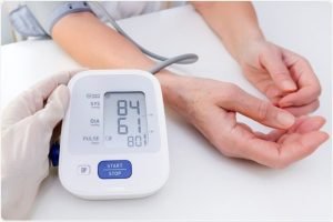 7 Cara Menghindari Tekanan Darah Rendah Atau Hipotensi Agar Tetap Fit Saat Berpuasa