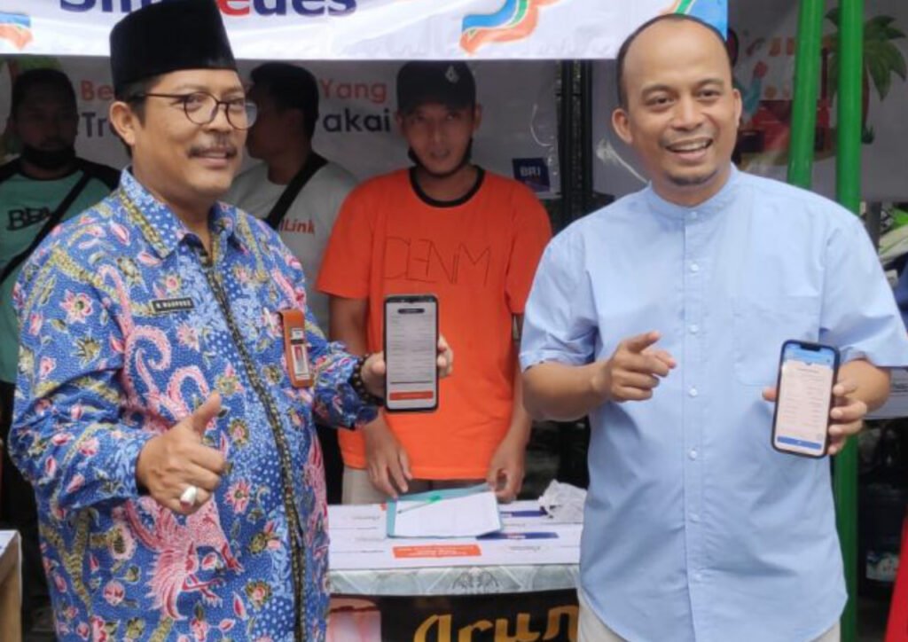Foto: Launching Pembayaran Online untuk Pasar Ramadan (Sumber: Rembangkab)