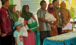 Foto: Pasar Murah (Sumber: rembangkab)