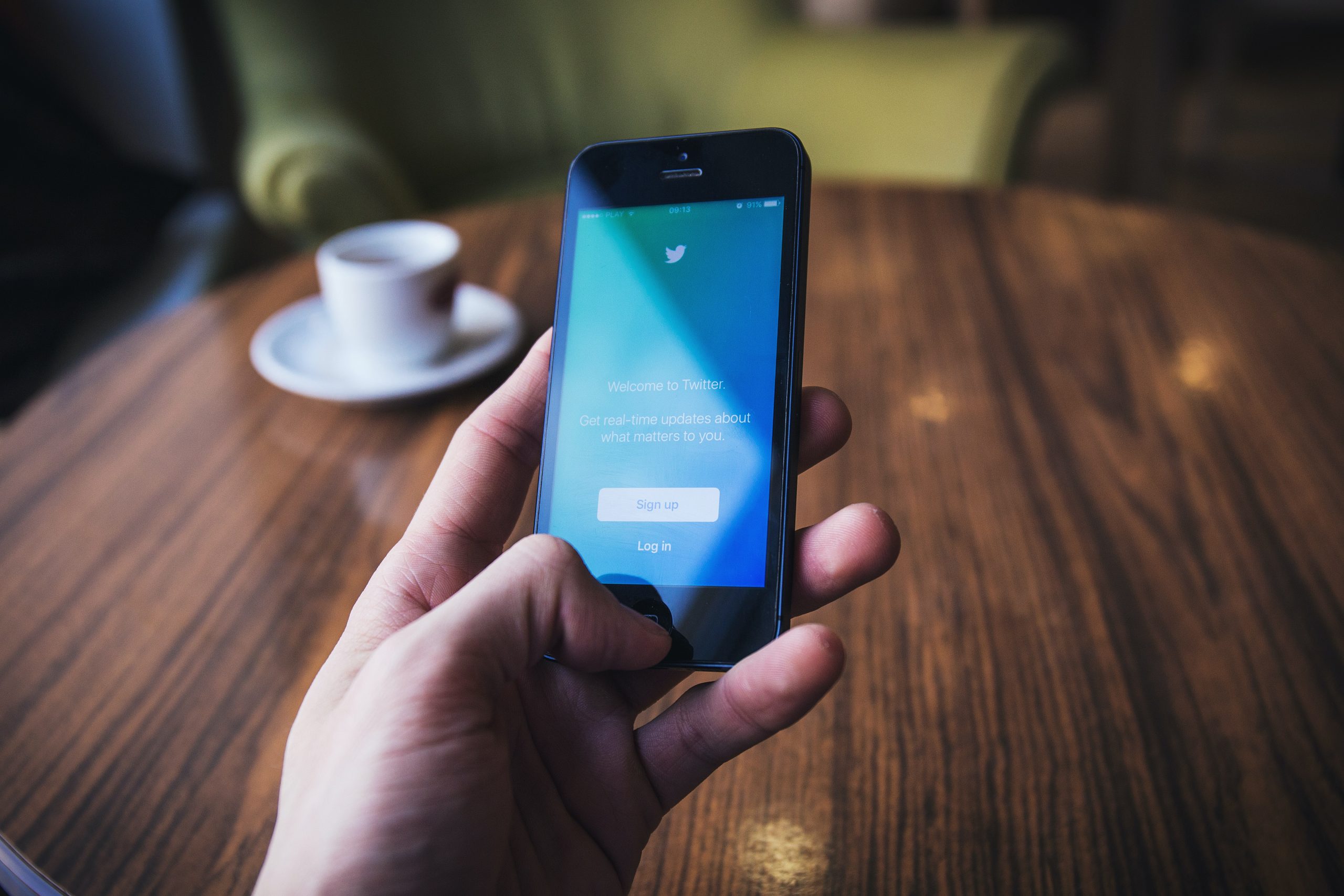 Twitter Akan Hapus Tanda Centang Biru Gratis, Berlaku Mulai Hari Ini