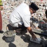 Foto: Peletakan batu pertama pembangunan sentra kuliner (Sumber: rembangkab)