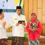 Foto: Rembang Rilis Aplikasi SRIKANDI (Sumber: rembangkab)