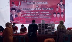 Foto: pengobatan gratis Rumah Sakit Apung Laksamana Malahayati (Sumber: Kafi/Rembangnews)