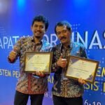 Foto: Kadinas Kominfo Rembang Gantiarto bersama Kabid Aptika Muntahar (Sumber: rembangkab)