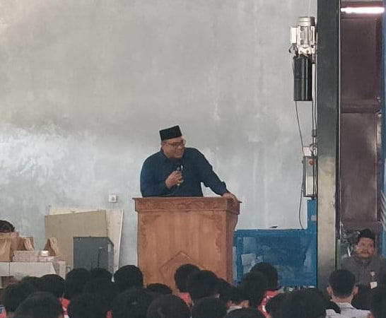 Foto: Wakil Bupati Rembang, Mochamad Hanies Cholil Barro’ (Sumber: rembangkab)