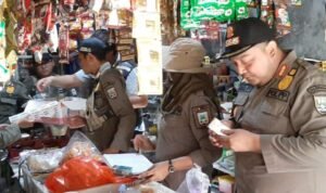 Foto: Petugas Gabungan Lakukan Razia Rokok Ilegal (Rembangkab)