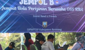 Foto: Program Jemput Bola Perizinan Berusaha OSS RBA (Sumber: rembangkab)