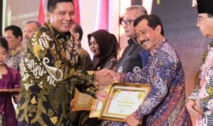 Foto: Pemkab Rembang Raih Penghargaan dalam Anugerah Keterbukaan Informasi Publik 2023 (Sumber: rembangkab)