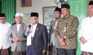 Foto: Wakil Presiden Ma’ruf Amin Akui Kagum dengan Kerukunan Beragama di Lasem (rembangkab)