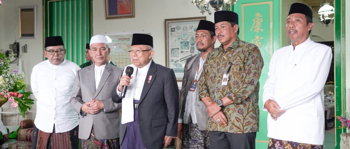 Foto: Wakil Presiden Ma’ruf Amin Akui Kagum dengan Kerukunan Beragama di Lasem (rembangkab)