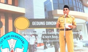 Foto: Bupati Rembang meresmikan kantor Dinas Pendidikan Pemuda dan Olahraga (Sumber: rembangkab)