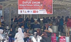 Foto: Dapur Umum Kemensos (Sumber: jatengprov)