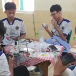 Foto: Peserta turnamen E- Sport MANDURA CUP 2024 sedang berkompetisi (Sumber: rembangkab)