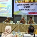 Foto: pertemuan antara pelaku UMKM dan pelaku usaha besar (Sumber: rembangkab)