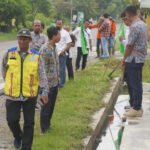 Foto: Peninjauan Titik Banjir Jalan Rembang-Blora (Sumber: rembangkab)