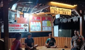 Tingkatkan Keamanan dan Ketertiban, Jajaran Polres Rembang Beri Imbauan ke Pos Kamling