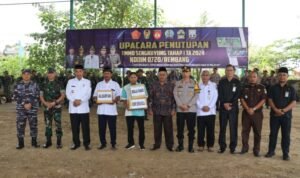 Foto: Penutupan TMMD Sengkuyung Tahap 1 (Sumber: polres rembang)