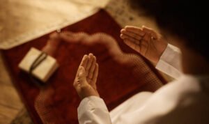 Bacaan Doa Salat Tarawih Pendek dan Panjang