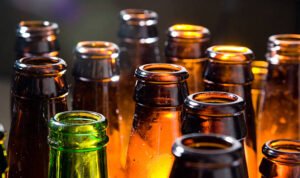 Foto: Ilustrasi botol miras (Sumber: istock)