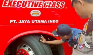 Lakukan Ramp Check, Dishub Rembang Pastikan Kelayakan Kendaraan Mudik/rembangkab