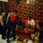 Foto: Polisi Amankan Miras dan Pemandu Karaoke dalam Razia Cafe dan Karaoke di Rembang (Sumber: polres rembang)