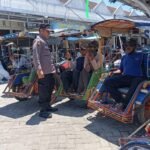 Foto: Tukang Becak Motor Diharapkan Tak Parkir Sembarangan di Area Pasar Sarang (Sumber: polres rembang)