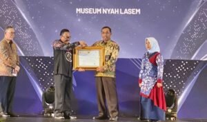 Arsip Jaringan Dagang Batik Lasem Jadi Memori Koletif Bangsa /rembangkab
