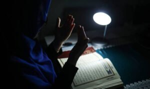 Niat dan Doa Saat Melakukan Sedekah Subuh