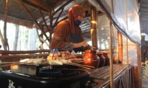 Foto: Pasar Mbrumbung (Sumber: visit jateng)