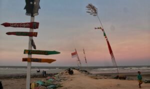 Foto: Pantai Watu Gajah (Sumber: visit jateng) Foto: Pantai Watu Gajah (Sumber: visit jateng)