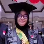 Foto: Petugas Haji Asal Rembang Jalani Wisuda Saat Bertugas (Sumber: rembangkab)