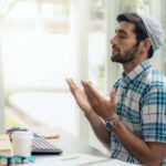 Tiga Surat yang Bisa Dibaca di Malam Jumat
