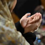 Ini Bacaan Doa Ziarah Kubur di Momen Iduladha Ini Bacaan Doa Ziarah Kubur di Momen Iduladha