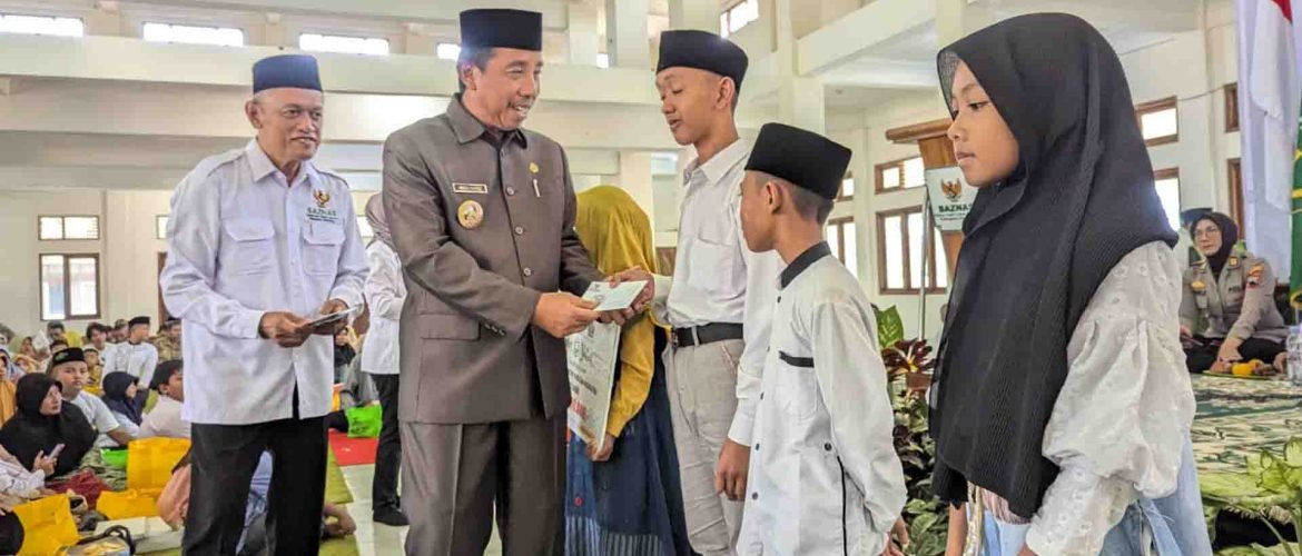 ANAK YATIM 1170x500 1 - BAZNAS Rembang